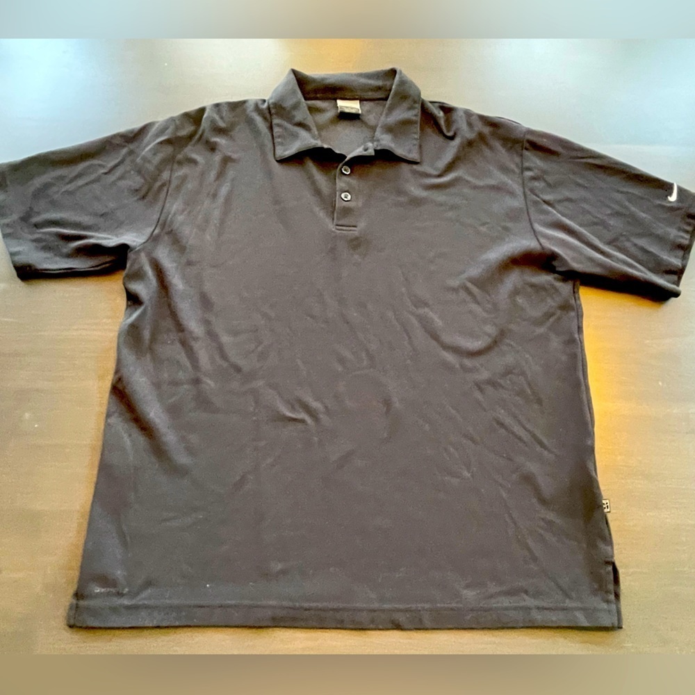 ⛳️NICE Nike Golf Black dri-fit shirt Black XL. Soft fabric and great fit!